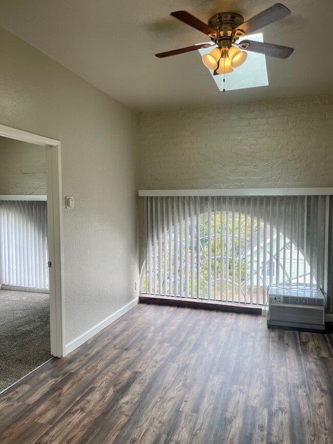 Photo - Madison Arches Apartments