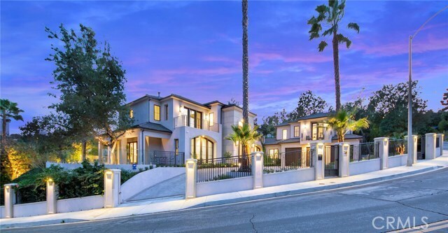 Photo - 16818 Encino Hills Dr