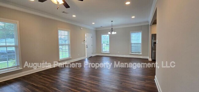 Photo - 1706 Verdery St