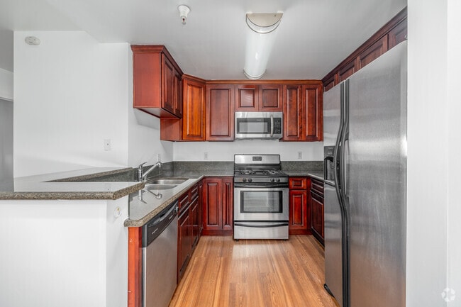 2BR, 2BA - 1,100SF - Kitchen