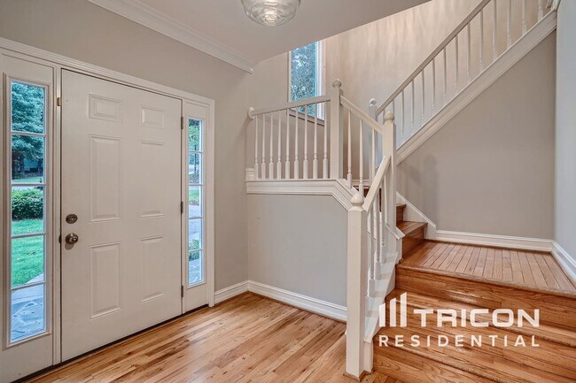 Photo - 1916 Lilac Ridge Dr