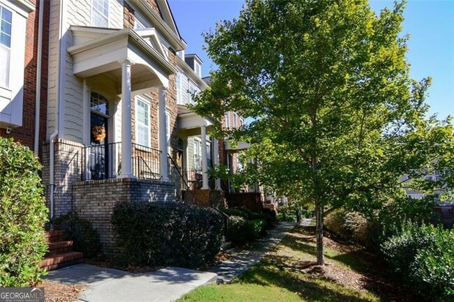 Photo - 2430 Natoma Ct SE