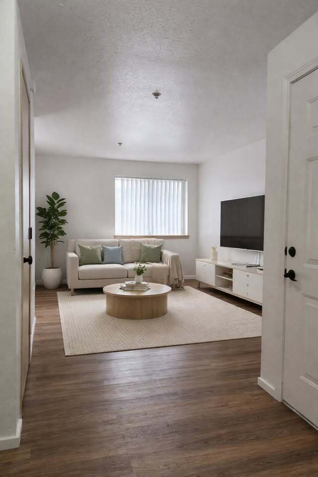 Photo - Mill Plain Court Apartments