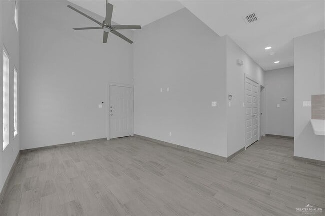 905 Hidden Hls St Unidad 1