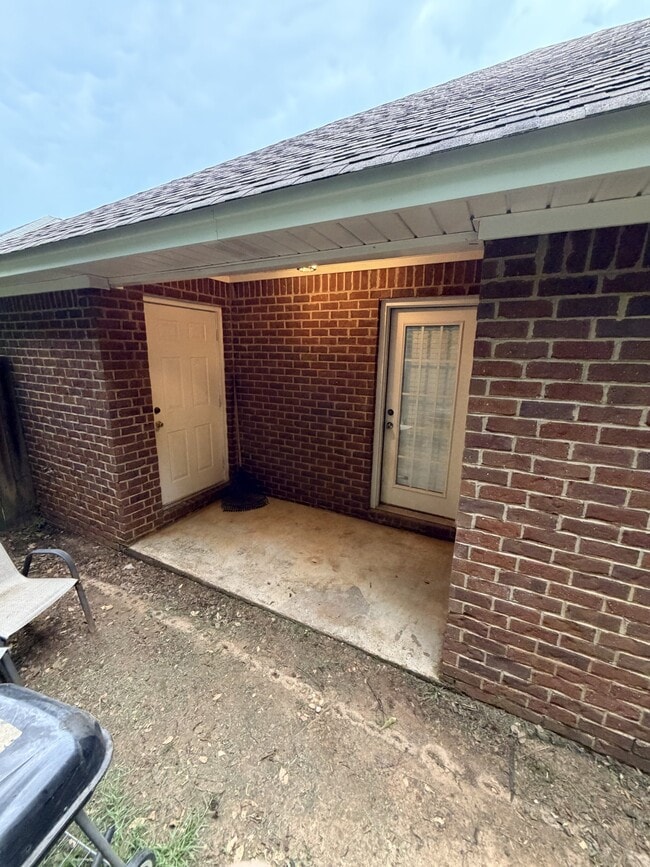 Photo - 37 Ridgeview Dr