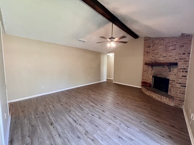 Photo - 1650 Shirley Cir