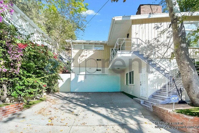 Photo - 2122 N Beverly Glen Blvd