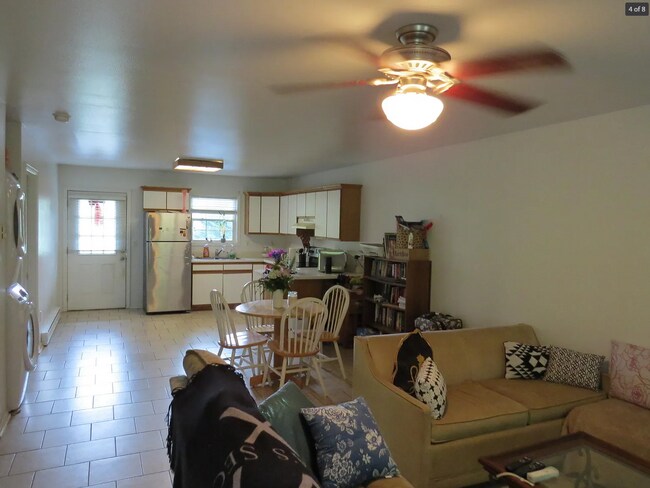 Photo - 323 Parker Farm Rd Unit B