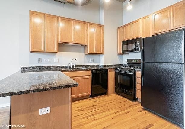 Photo - 6 S Laflin St Unit 309