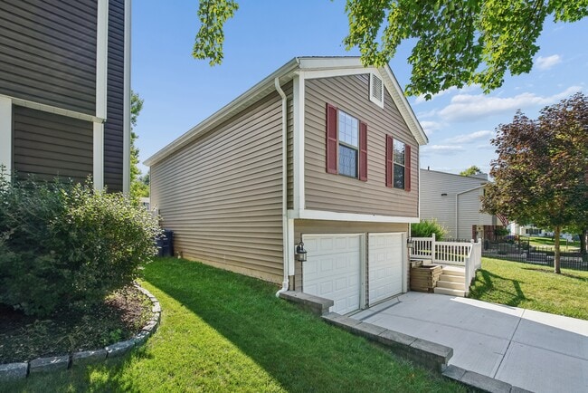 8376 Covered Wagon Ct