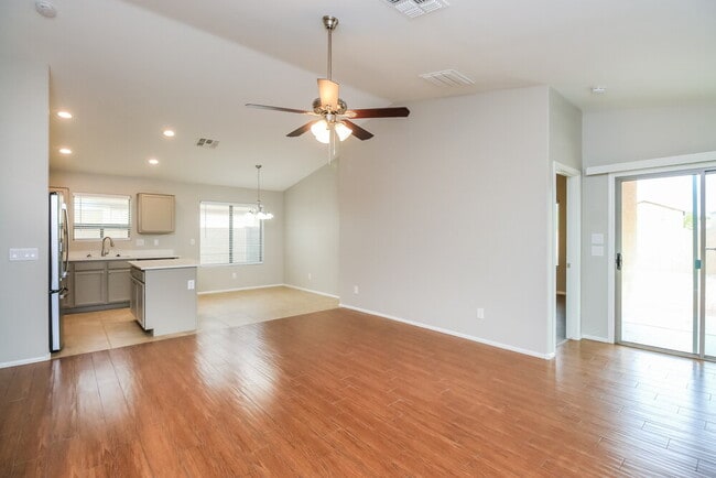 Photo - 29039 N Coal Ave