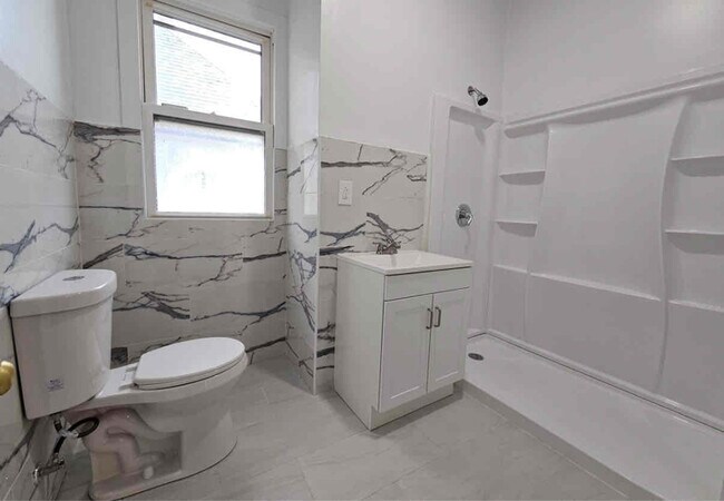 Photo - 121 N Menard Ave Unit 1