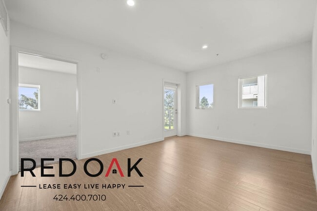 Photo - 11405 Chandler Blvd Unidad 716