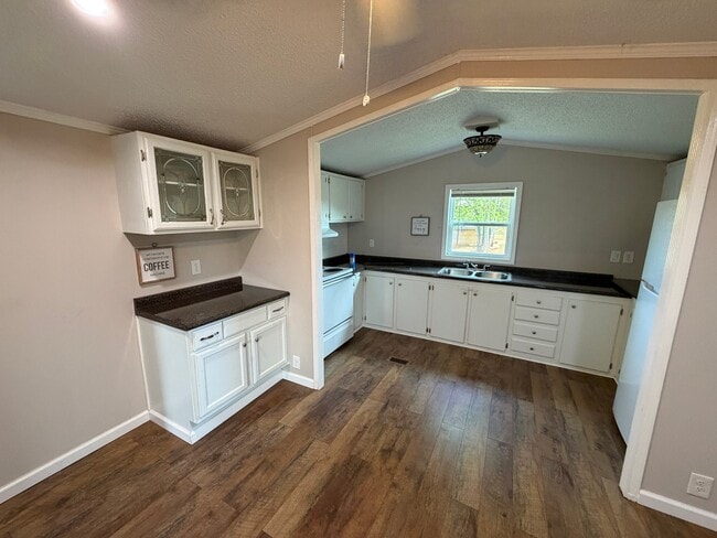 Building Photo - 317 Holland Ford Rd