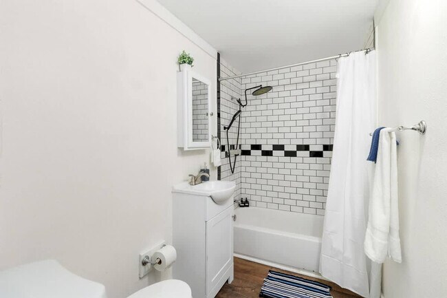 Photo - 713 E Palmetto St Unidad ID1234469P