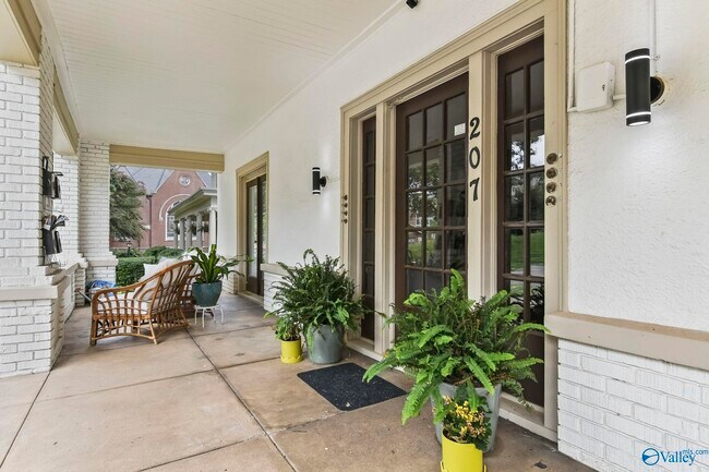 Photo - 207 Lincoln St SE Unidad E