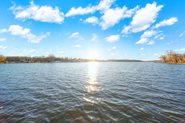 Photo - 504 Olcott Lake Dr