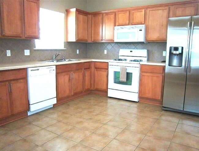 Photo - 2320 Pearson Way