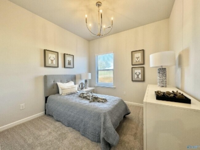 Photo - 12422 Whitcomb Cir