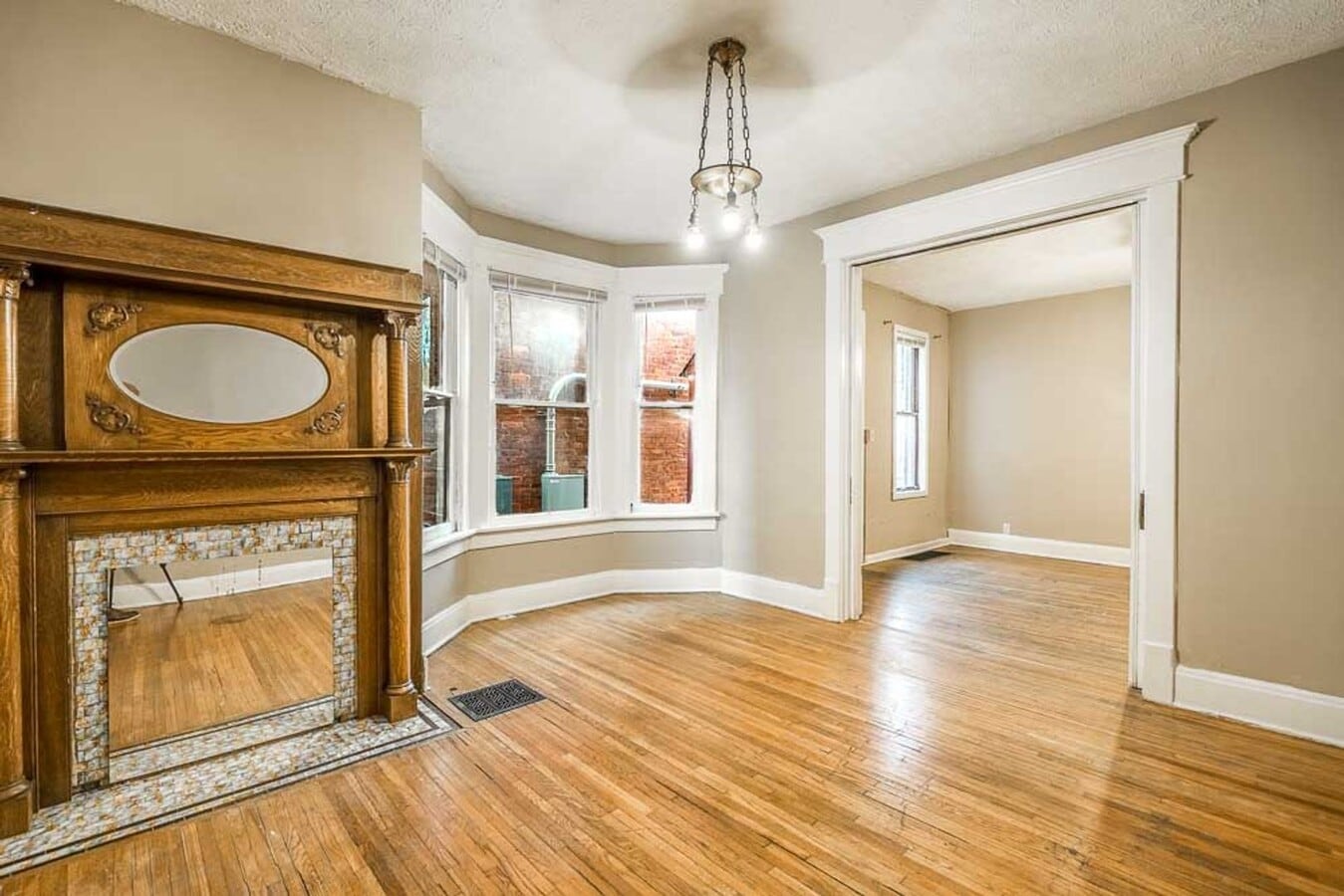 227-229 Wilber Ave - 227-229 Wilber Ave