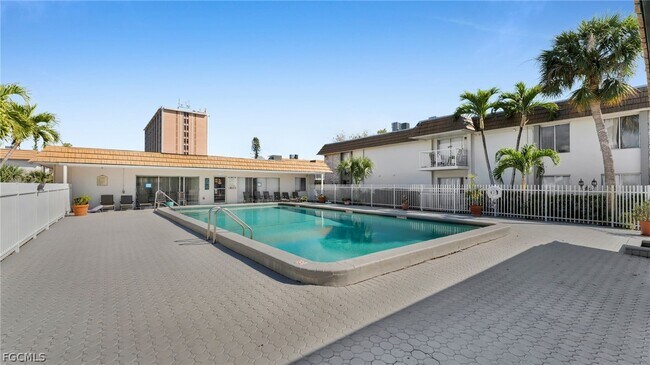 Photo - 1830 Maravilla Ave Unit 804