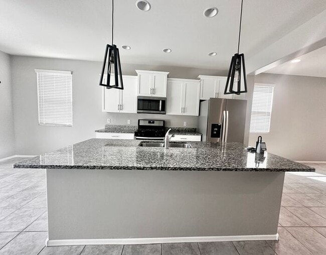 Photo - Stunning 4-bedroom, 2-bathroom home located in the vibrant community of Sahuarita, AZ