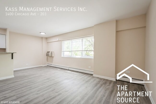 Photo - 1400 Chicago Ave Unit 107