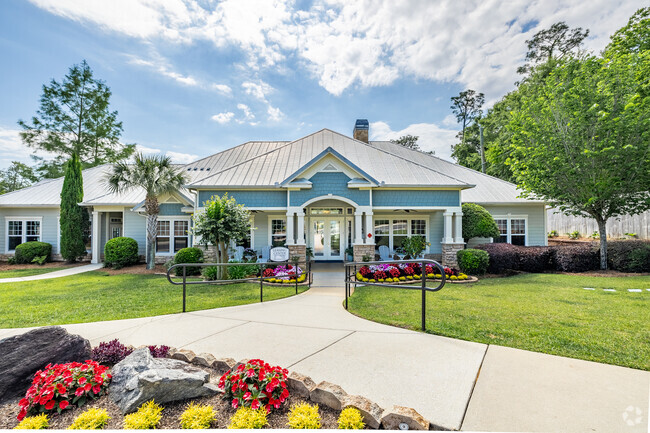 Building Photo - The Crossings At Nine Mile Road Rental