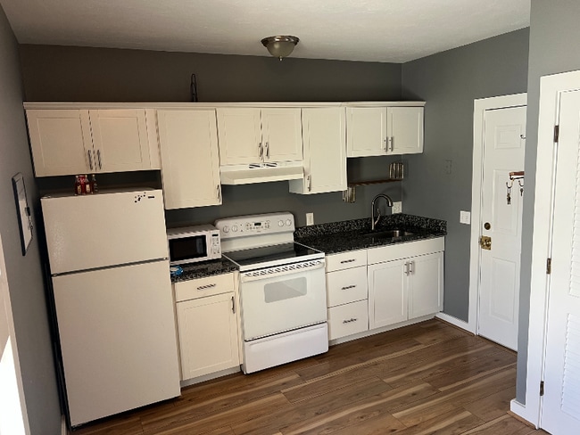 Photo - 12 Mechanic St Unidad 5