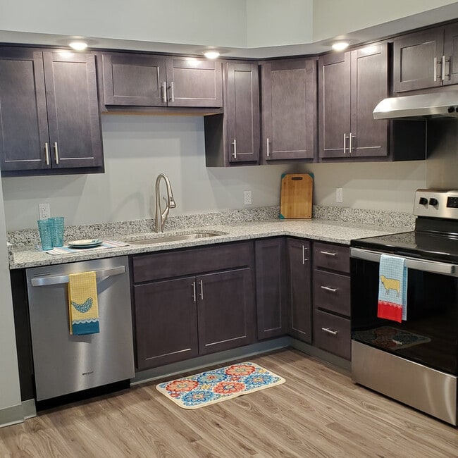 Photo - Regency Commons