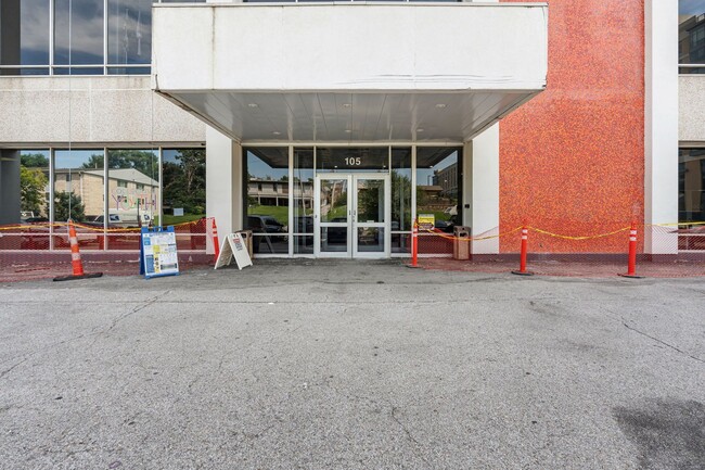 Photo - Breathtaking downtown East-facing, penthouse condo - FURNISHED!