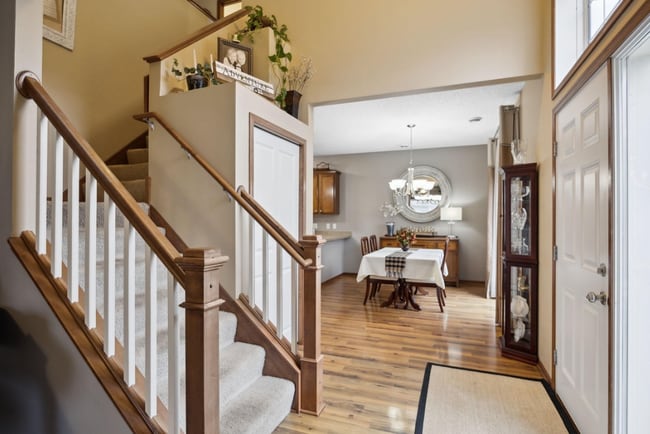 Photo - 18422 Lafayette Way