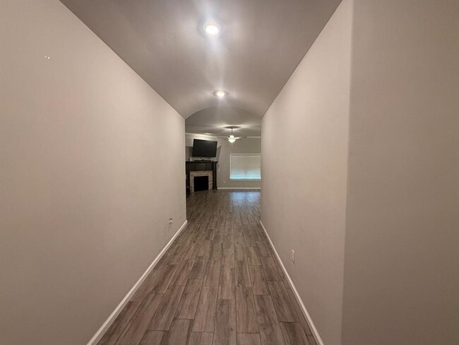 Photo - 7712 Windstone Dr