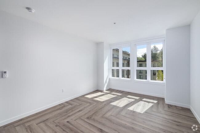 2BR, 2BA - 966-1,181SF