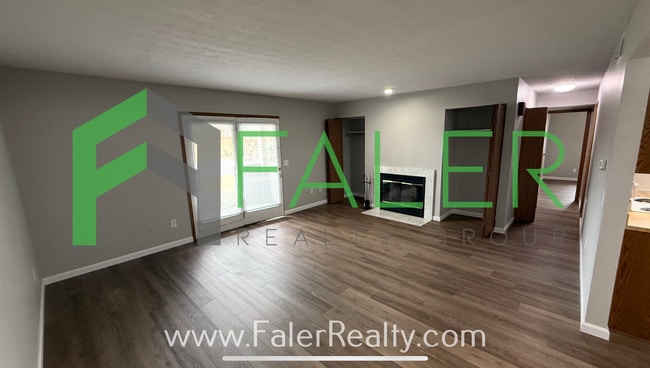 Photo - Ground Floor Condo Available Now!