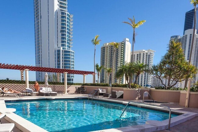 Photo - 17555 Atlantic Blvd Unit 1103