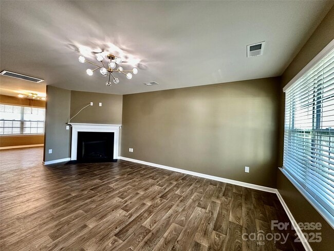 Photo - 1210 Leno Ln