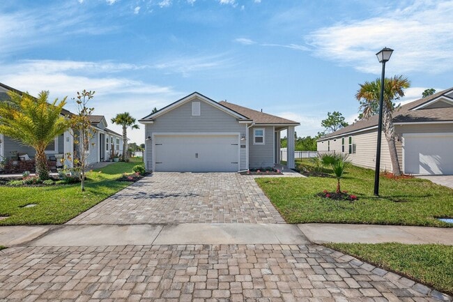 Photo - Resort-Style Living!