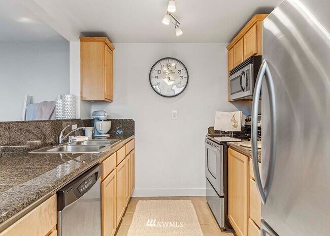 Photo - 201 Broadway Unit D