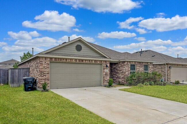 15127 Willow Tree Ln
