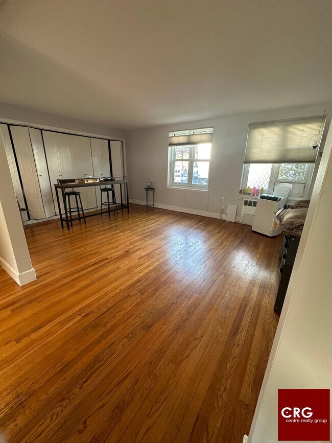 Photo - 34 Hammond Pond Pkwy Unit 2