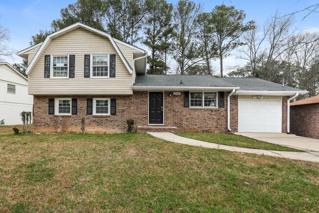 Building Photo - 2580 Foxlair Trail