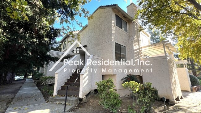 Building Photo - Wonderful Natomas 2bd/2.5ba Townhome with 2 Car Garage!