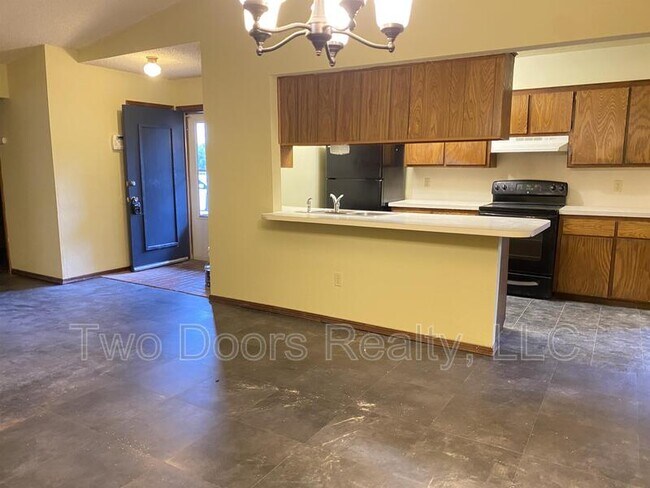 Photo - 2826 SE 55th St