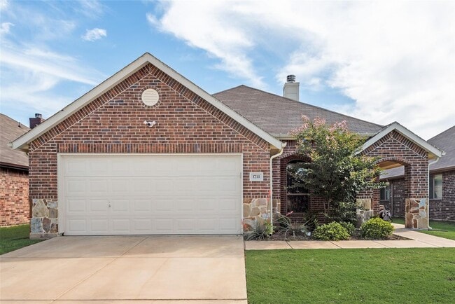 Building Photo - 1711 Wooley Way