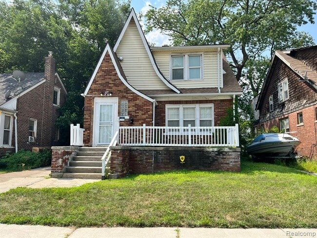 Photo - 15863 Kentucky St