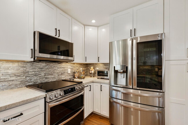 Photo - 10065 E Mission Ln