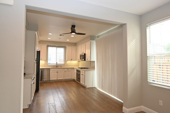 Photo - Stylish, Contemporary Campbell 4/2 home with Patio & Attached Garage