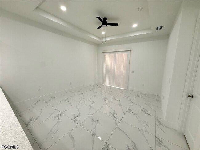 Photo - 1253 Columbus Blvd