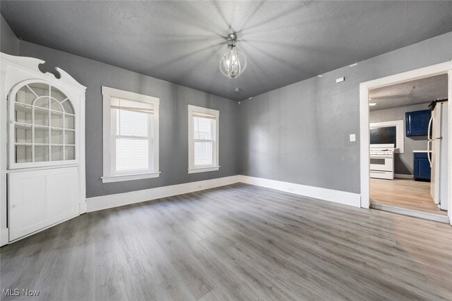 Photo - 4141 Cyril Ave